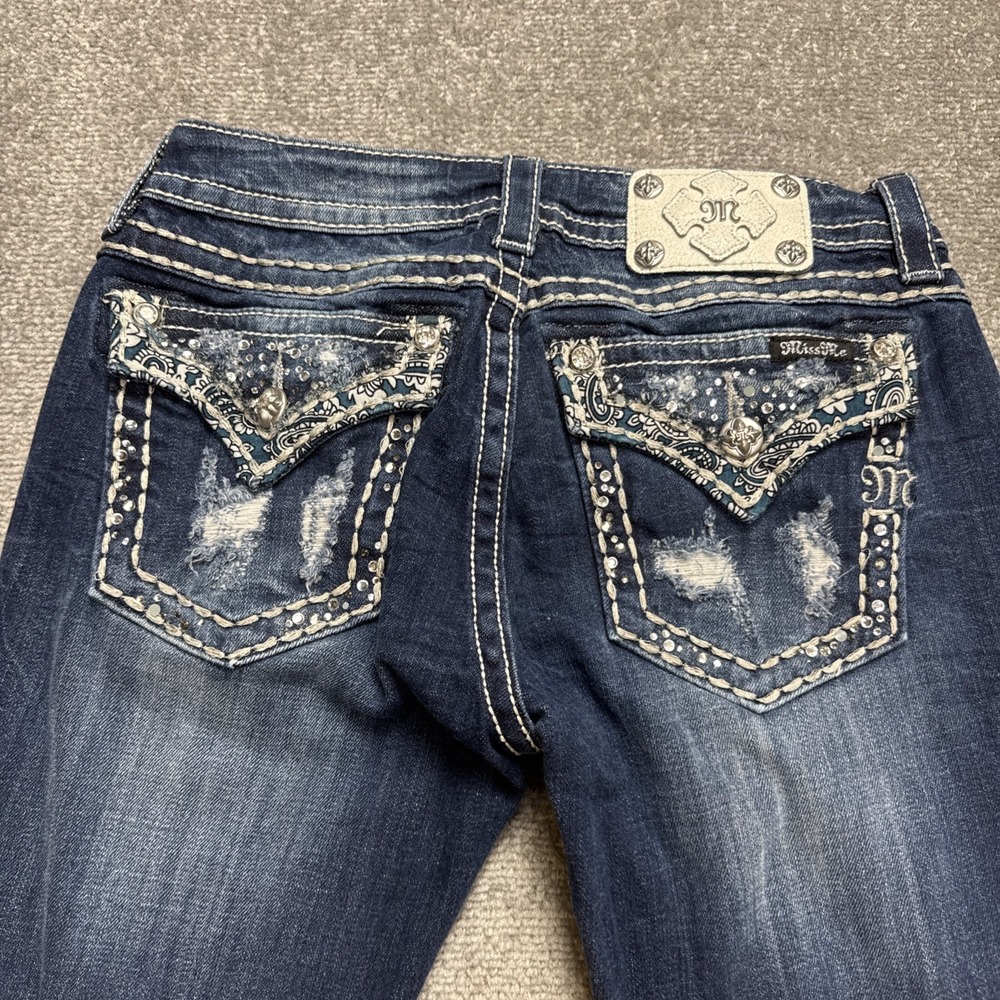 Miss Me 28 Signature Boot Low Rise Embellished Patched Holes Distressed Medium - Picture 7 of 11
